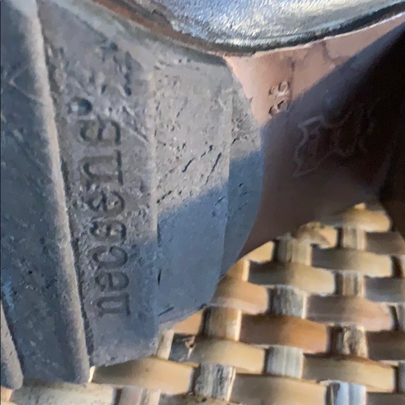 Neosens dark grey lace up heel booties wood heels - Picture 10 of 10